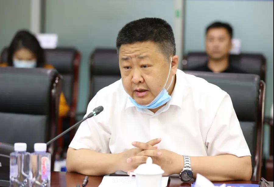 深圳聯(lián)通黨委書記、總經(jīng)理張海濤發(fā)言